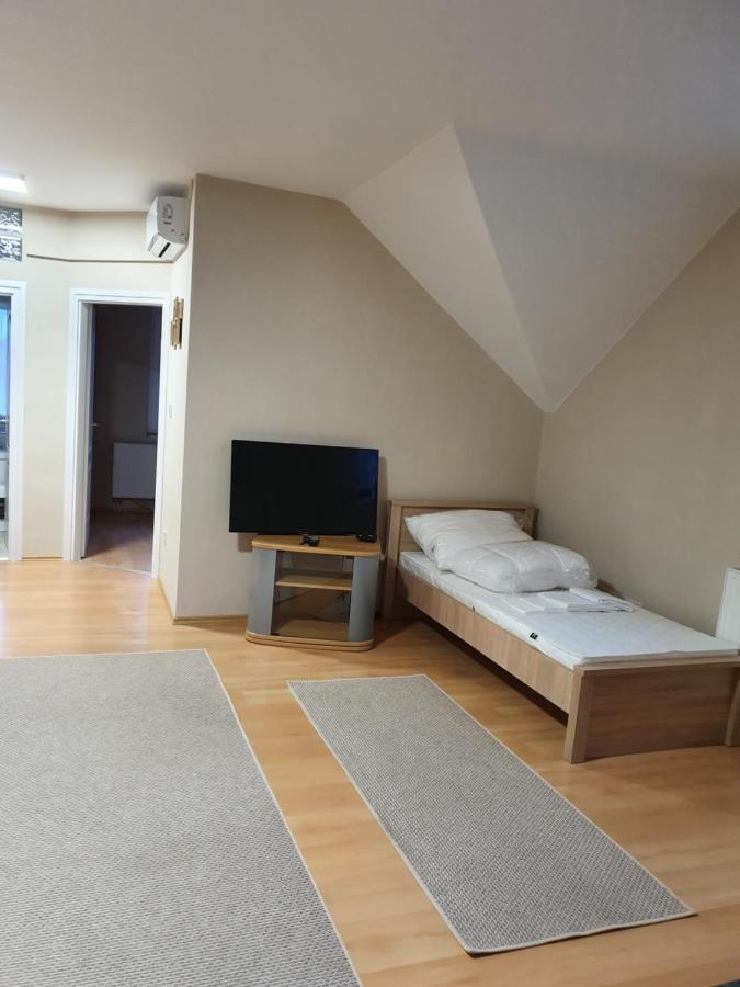 Bella Apartman Сегед Экстерьер фото